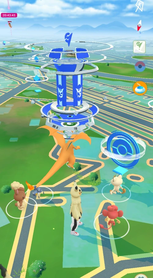 Velký modrý gym na mapě ve hře Pokémon GO